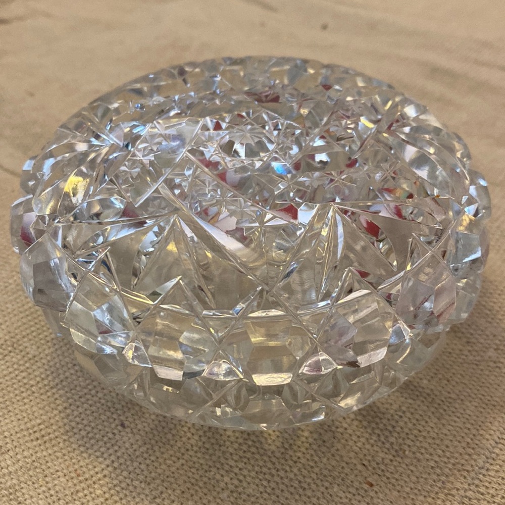 Vintage crystal/glass covered trinket dish 4” - 4.25”